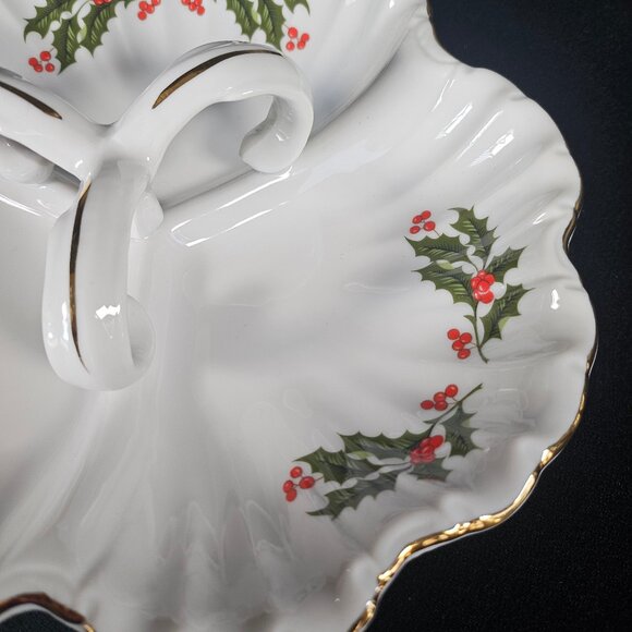 Kashima Japan 3 Section Porcelain With Holly and Berry Fancy Christmas Dish - Picture 4 of 9